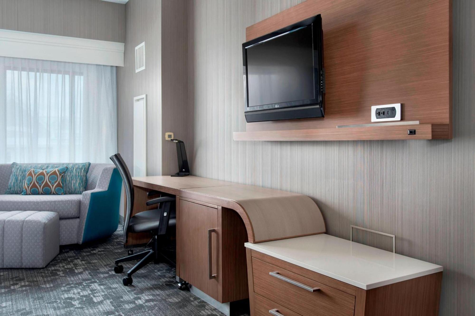 Hotel Courtyard By Marriott Newark Elizabeth Exterior foto